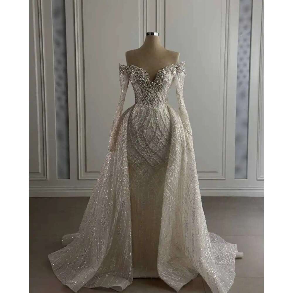 Elegant Crystal Mermaid Wedding Dresses Exquisite V-neck Applique Train Detachable Custom Bridal Dress