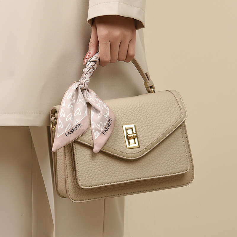 Women's Bags handbag Autumn new versatile crossbody with high-end feel, large capacity handbag, fashionable commuting women's bag