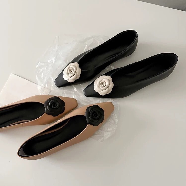 Genuine Camellia Flower Small Square Head Shallow Mouth Women s Single Shoes 2025 Summer New Fashion Designer Women s Sandals Multi Functional Flat Sh