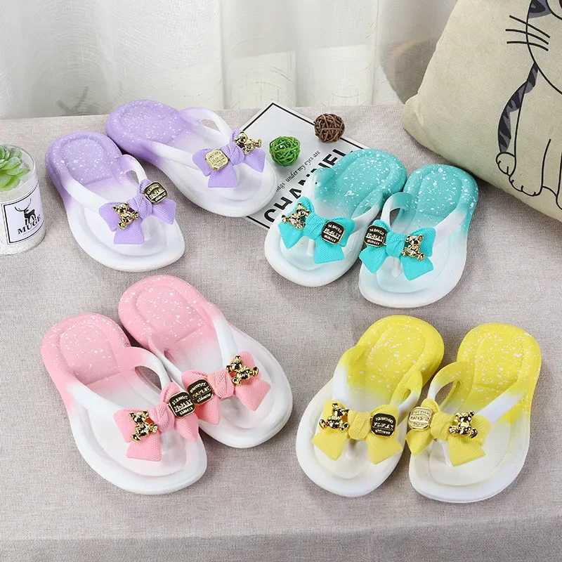Anti slip summer flip flops for childrens shoes girls sandals flat bottomed flip flops beach cartoon dolls candy colorsT250311