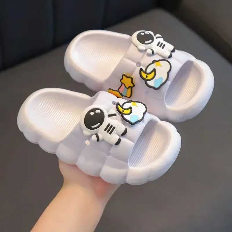 Soft Sole Baby Slippers Cute Cartoon Design Kids Home Sandals for Boys and GirlsT250311