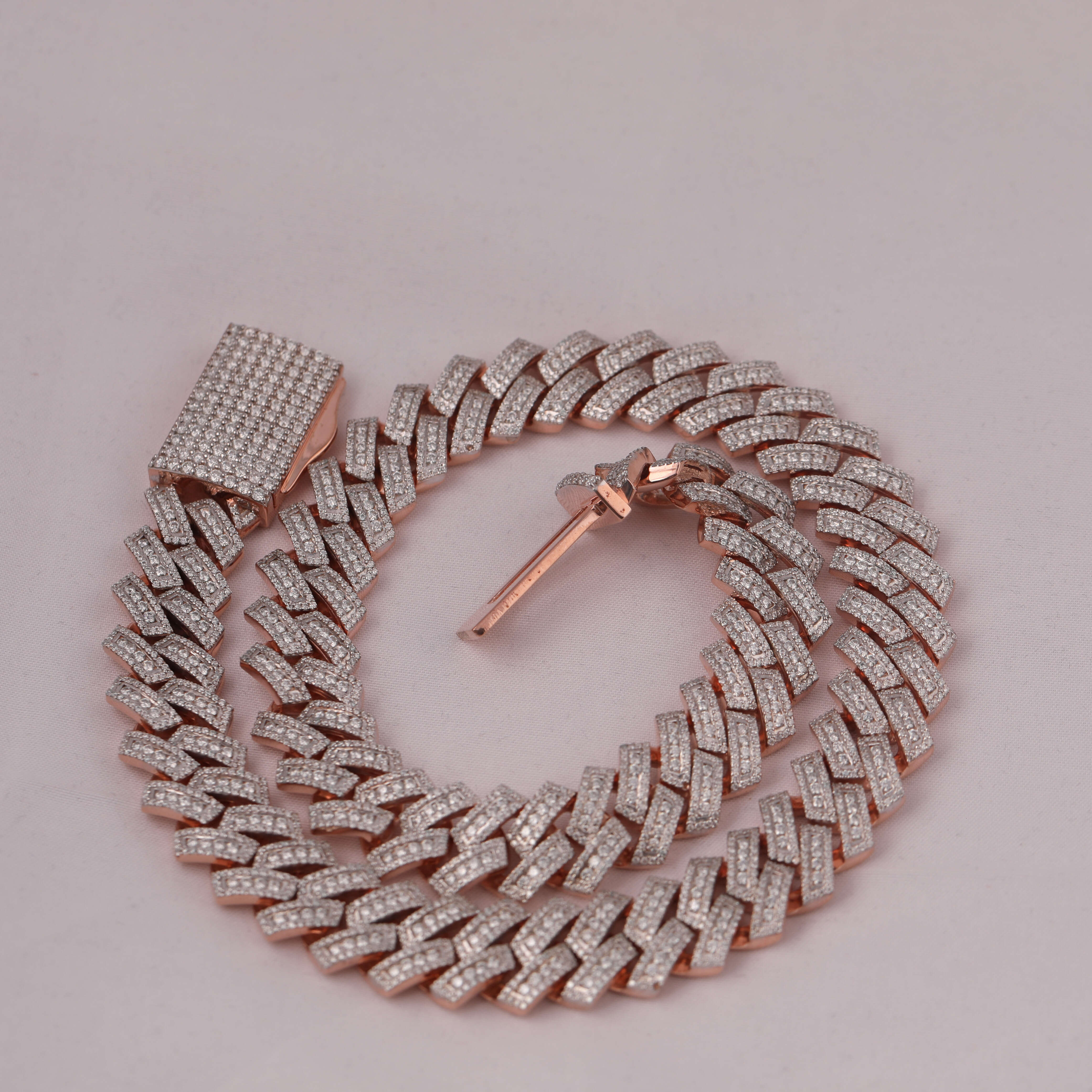 16MM 18INCH Hip Hop Moissanite Pave Setting Cuban TRENDY CUBAN CHAIN Sterg Sier Chain With Unique Box Clasp at the Back