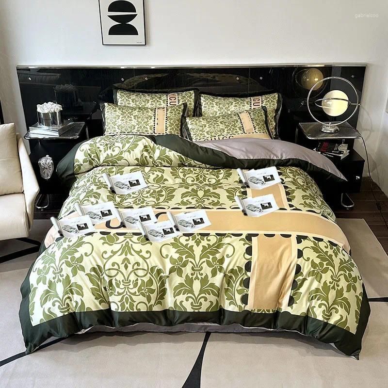 Bedding Sets High-End Bed Sheets And Household Light Four Piece Set Of B5
