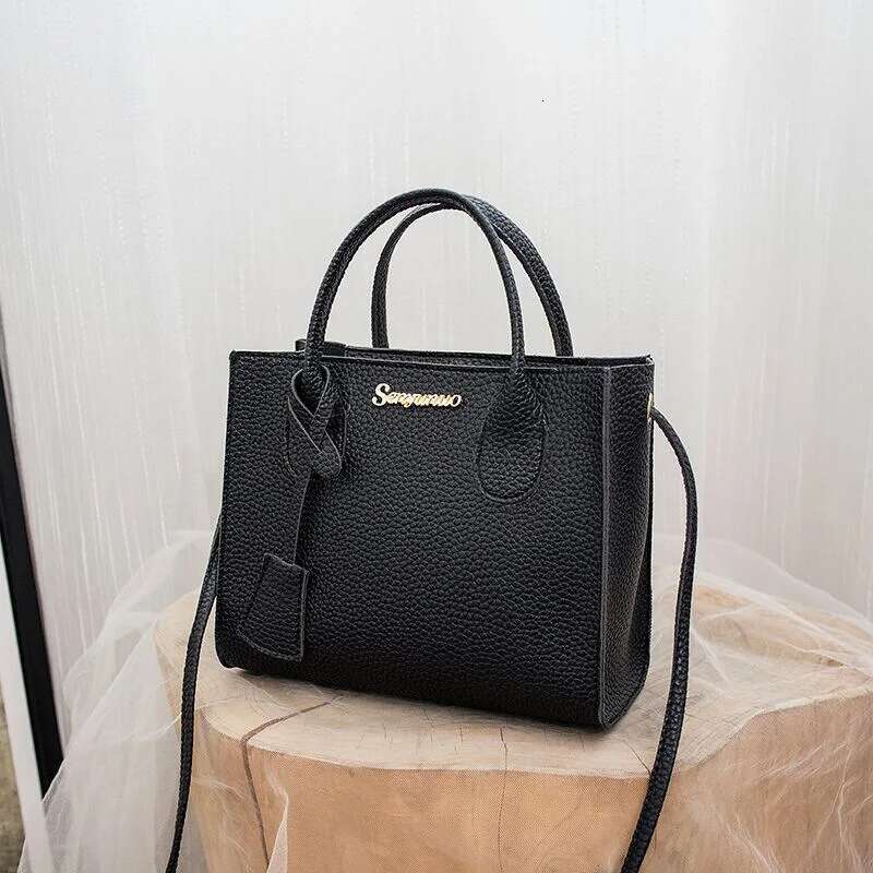 2025 New Solid Color Lychee Grain Women's Designer Trendy Fashion Handbag, Single Shoulder Crossbody Bag, Three purpose Handbag, Portable Leisure