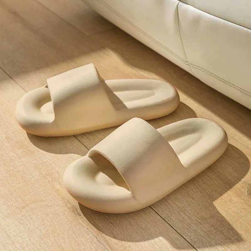 Crestar Summer New Platform Slippers For Women Fashion Soft Cloud Outdoor Beach Sandals Couple Indoor Antiskid EVA Bath SlidesT250311