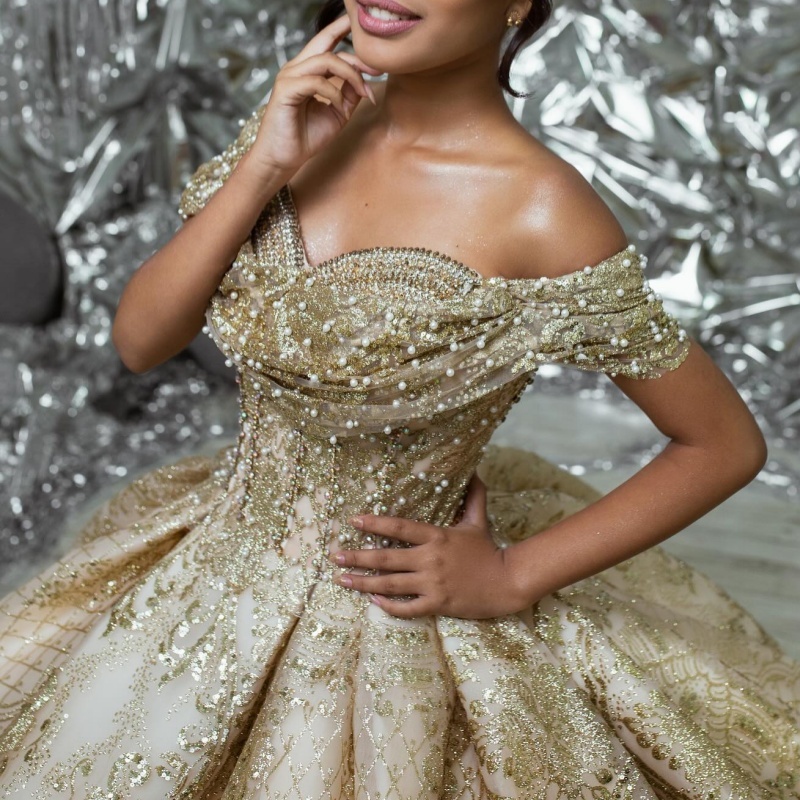 Champagne Shiny Off Shoulder Quinceanera Dresses Sequin Applique Lace Beading Tull Corset Party Birthday Sweet 16 Dress Vestidos 15 De