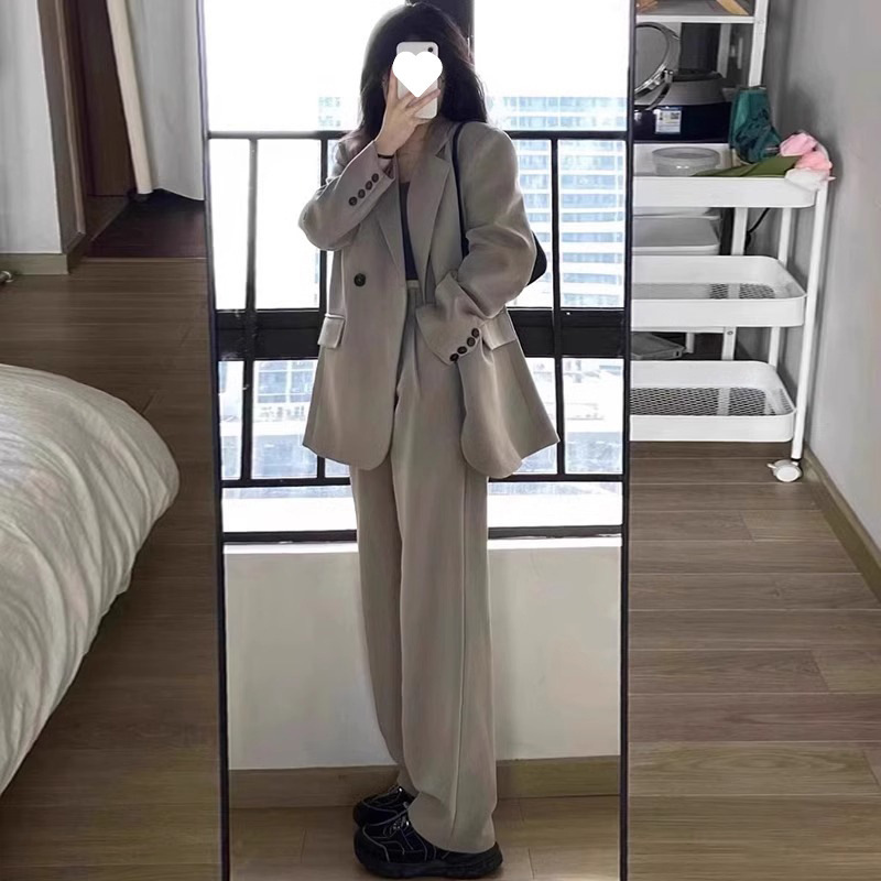 G30 Chic Gray Coat Blazer Set for Ladies - Trendy Design in Autumnal Colors 2025