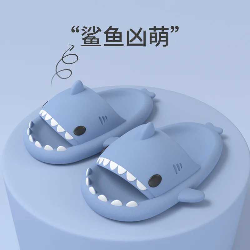 Comwarm Boys Girls Shark Slippers Summer Cute Cartoon Kids Shark Sandals Non-slip House bath Shoes Children Casual Flats SlidesT250311