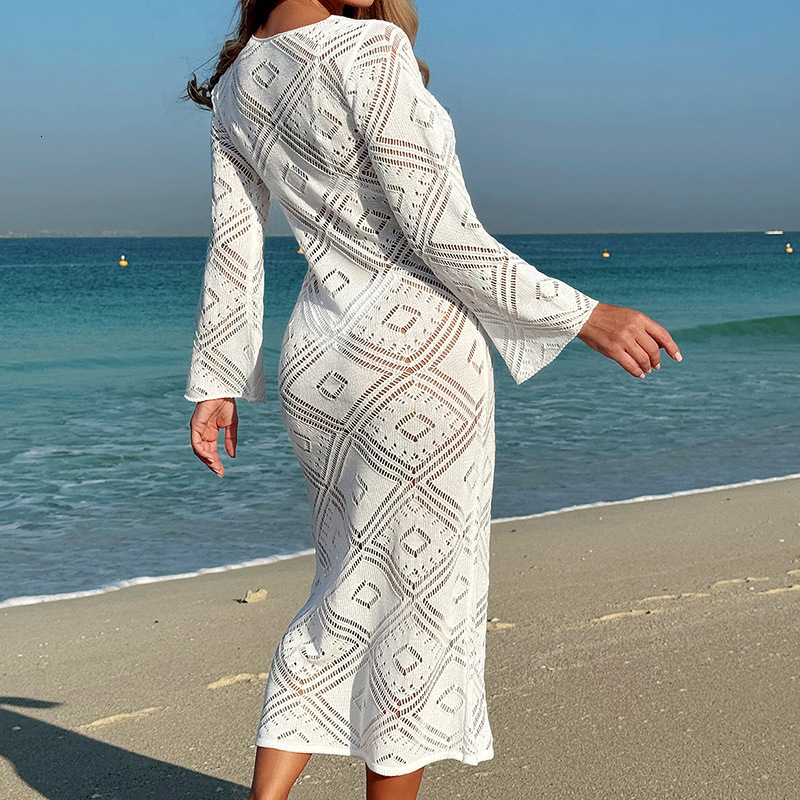 Beach Vacation Deep V Diamond Hollow Slim Fit Long Sleeved Dress With Flared Sleeves And Sun Protection Cover