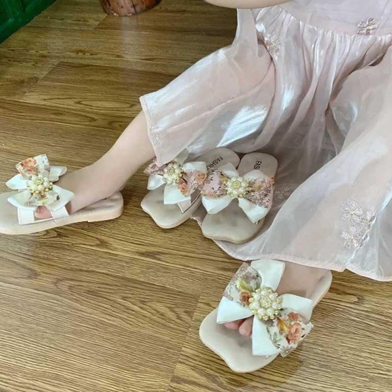 Bow Tie Girls Slippers Non Slip and Breathable Girls Slippers 3-10 Years Old Versatile Princess Style Children Outdoor SlippersT250312