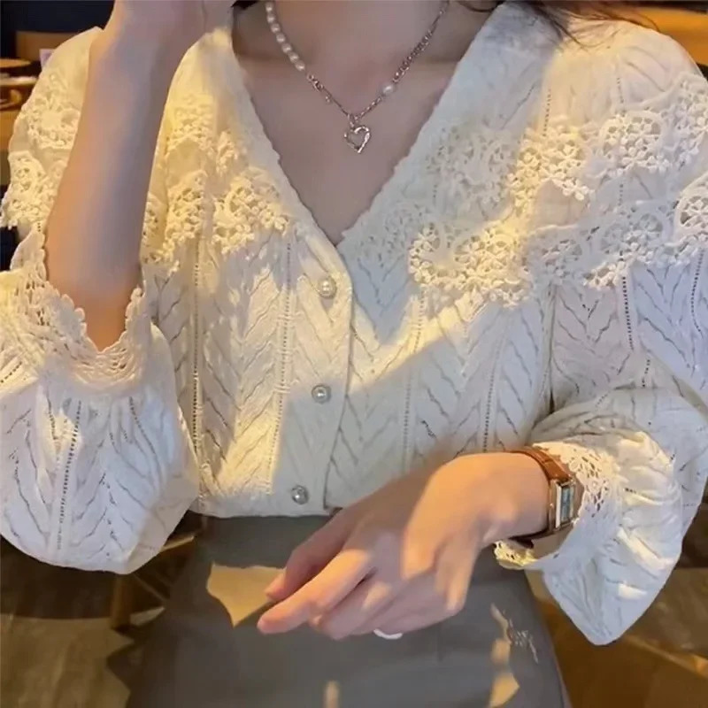 Elegant Vintage n Sensible Lace Shirt Womens Early Autumn Sweet AgeReducing Stylish Alternative Top 250311