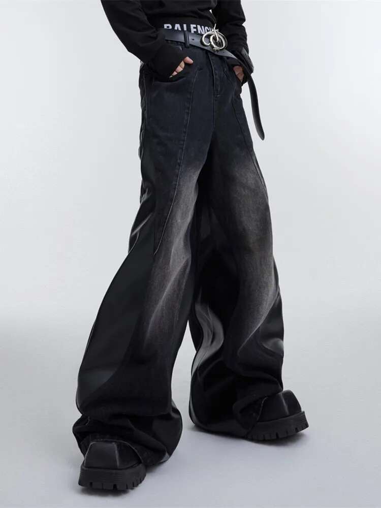2025 New Product Launch Y2K Street Wear Red Pu Leather Patch Loose Jeans Men s Pants Fashion Designer Wide Leg Loose Casual Pants Cowboy Pants Hip Hop