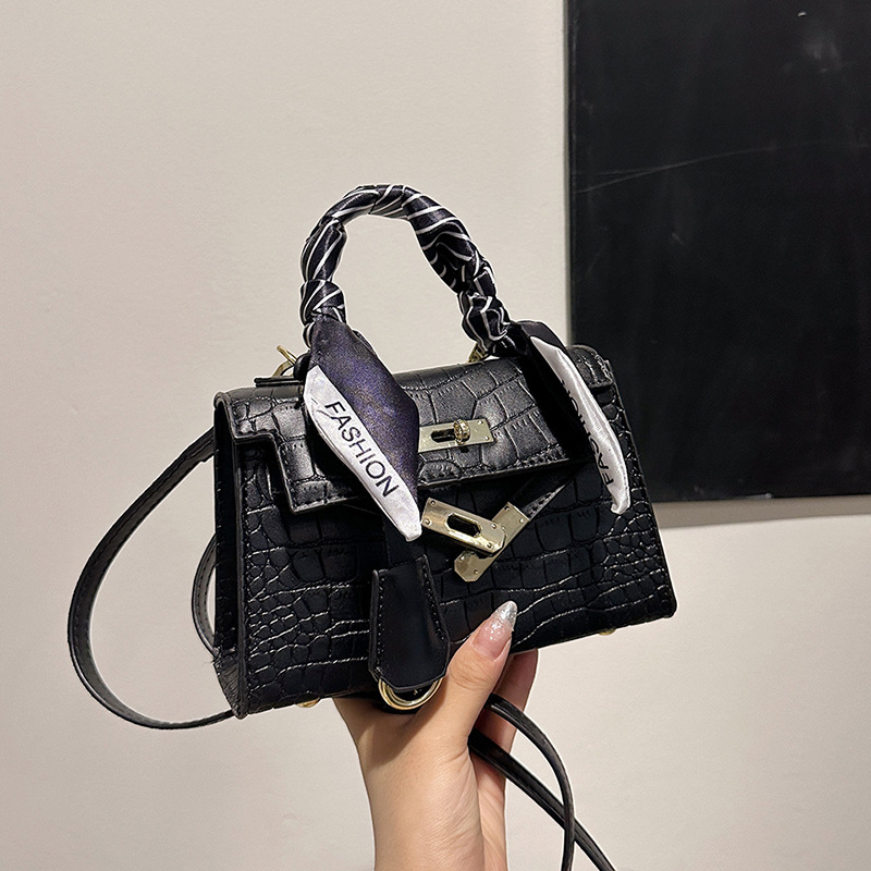 designer shipping 3 free Shoulder Bags for woman Casual Fashion flap Ribbons cross bag