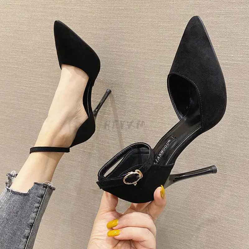 New 2022 Spring And Summer New Black High-Heeled Sandals French Girl Pointed Hot Toe Stiletto Buckle All-Match Wens Single Shoes Z250311