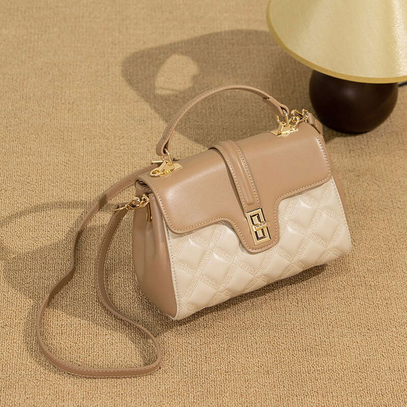 Women's Bags New Women's Crossbody Fashionable and Simple Large Capacity Shoulder Soft Leather Versatile Handheld Bag for Women momei