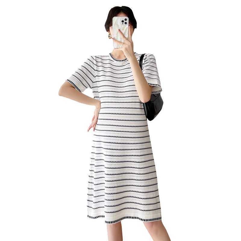 Maternity Summer Loose Fashion Striped Pleated Short Sleeve Dress Openwork Knit For Nursing Pregnant Maternity Clothes DressT250311
