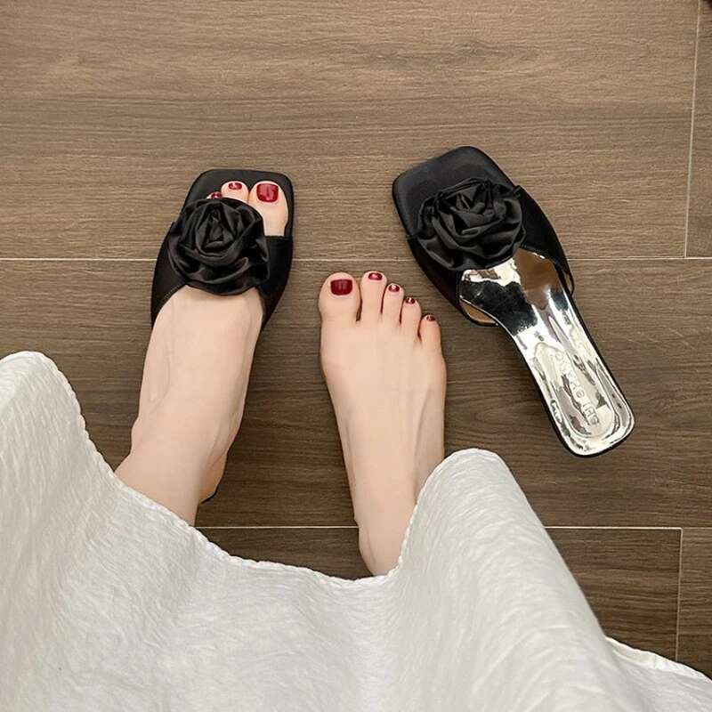 Sandals 2025 Women's Rhie wer Decor Low Elegant Point Toe Dress Pumps Fashion Ankle Strap Heels Slippers