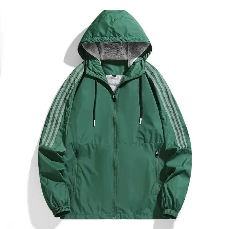 2024 Spring Autumn Mens Sporty Loose-Fit Work Jacket Plus Size Casual Hooded Cardigan For Middle-Aged And Young PeopleT250311