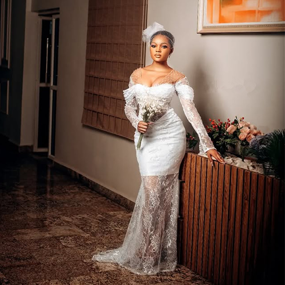 Dubai Arabic Wedding Dresses Ral Lace Illusion Scoop Neck Long Sleeves Bridal Gowns Sweep Train Vestidos De Novia Formal Pearls Brides Dress Plus Size