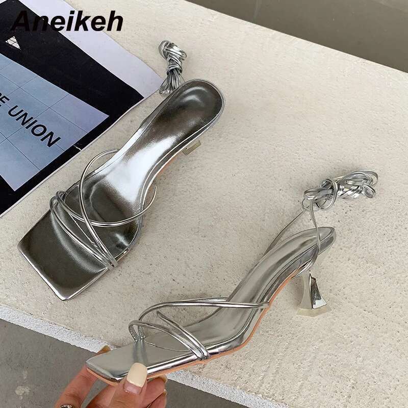 Fashion Aneikeh 2025 Patent Leather Sandals Thin Low Heel Cross-tied Lace Up Rome Summer Gladiator Women Narrow Band Party Shoes