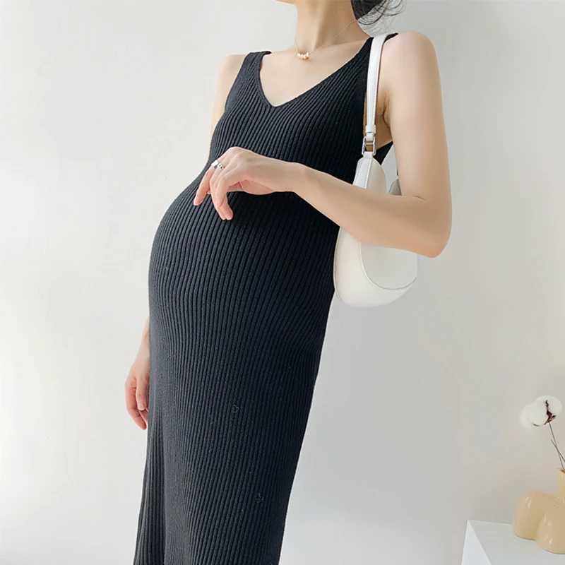 Maternity Core Yarn Knitted Dress Summer Maternity Dress Sleeveless V-neck Pregnant Woman Dress Fashion Backless Woman SundressT250311