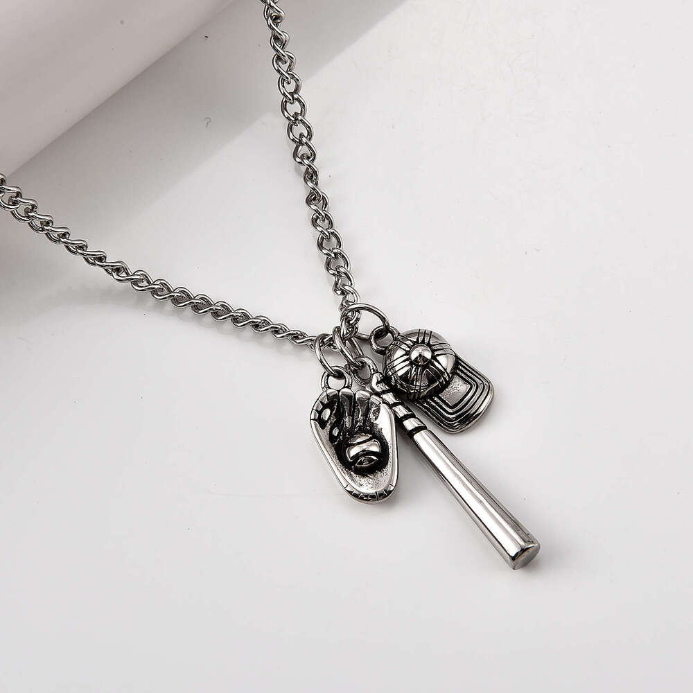 Hot selg Korean fashion creative men's baseball necklace stainless steel versatile pendant