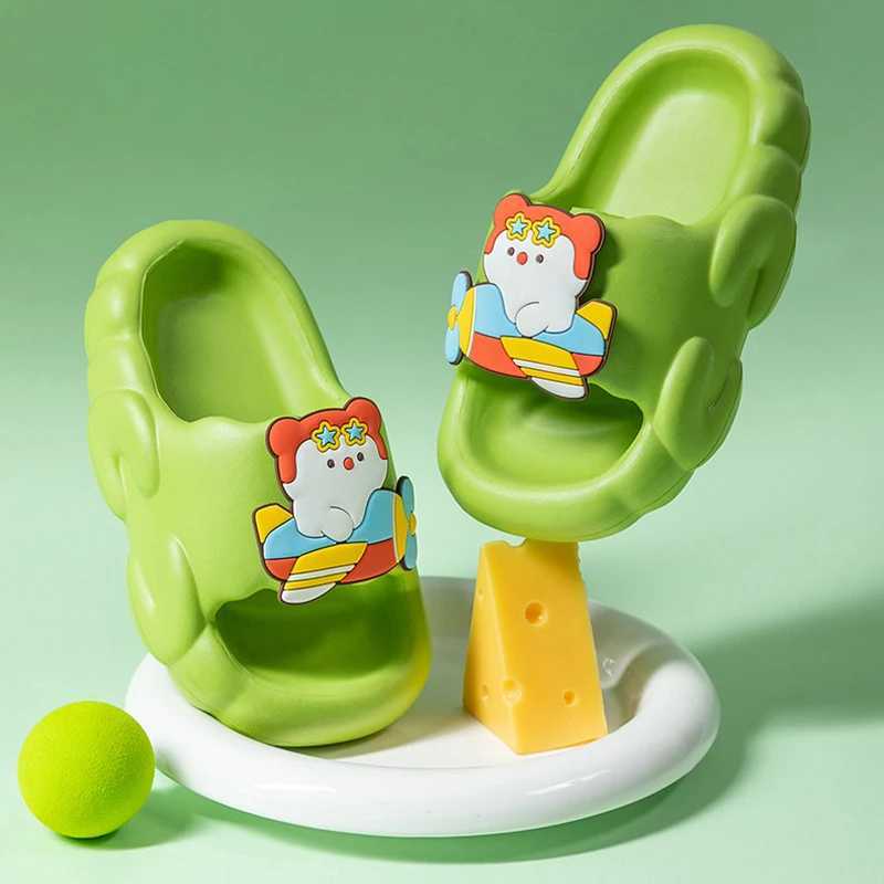 Children Slippers EVA Eltra Light Soft Sole Boys Bathroom Slippers Girls Cartoon Home Slippers Multi-color Cute Bear ShoesT250311