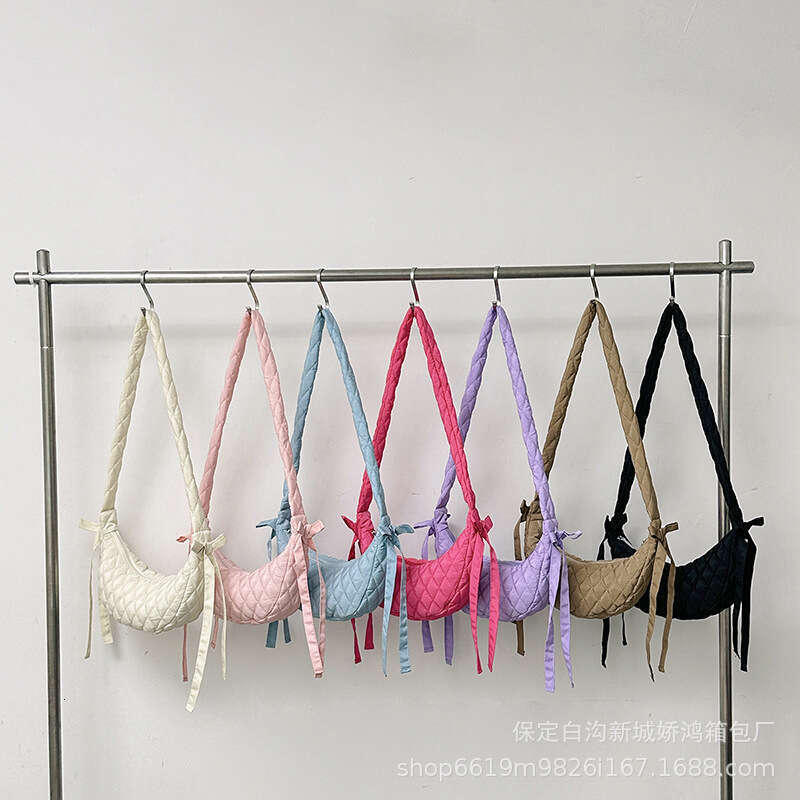 Wholesale New Korean Version Gge Embroidery Thread Dumpg Casual One Shoulder Crossbody Half Moon Bag, Fashionable Women's Bag B2