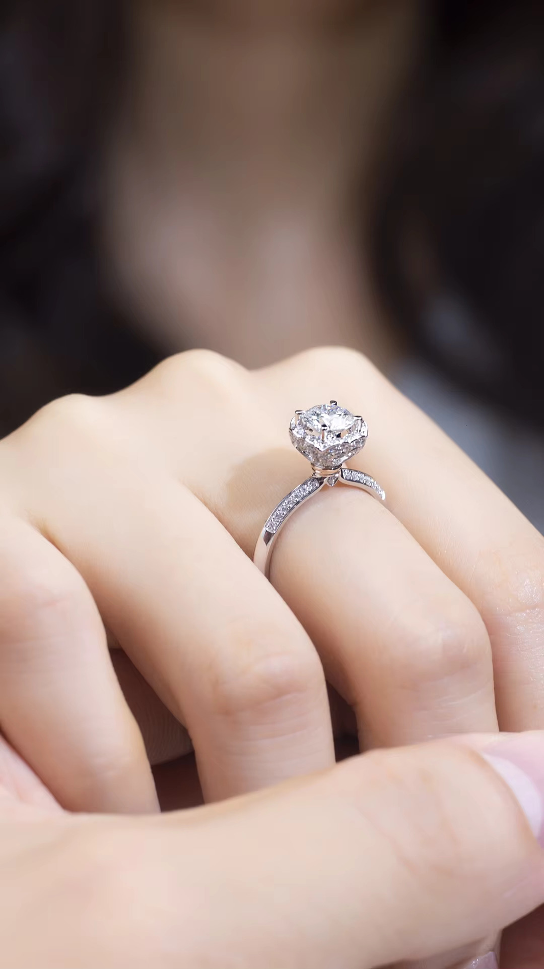 S925 Sterling Silver Flower Shape Exaggerated Moissanite Diamond Jewelry Wedding Accessories Women Elegance Engagement Ring