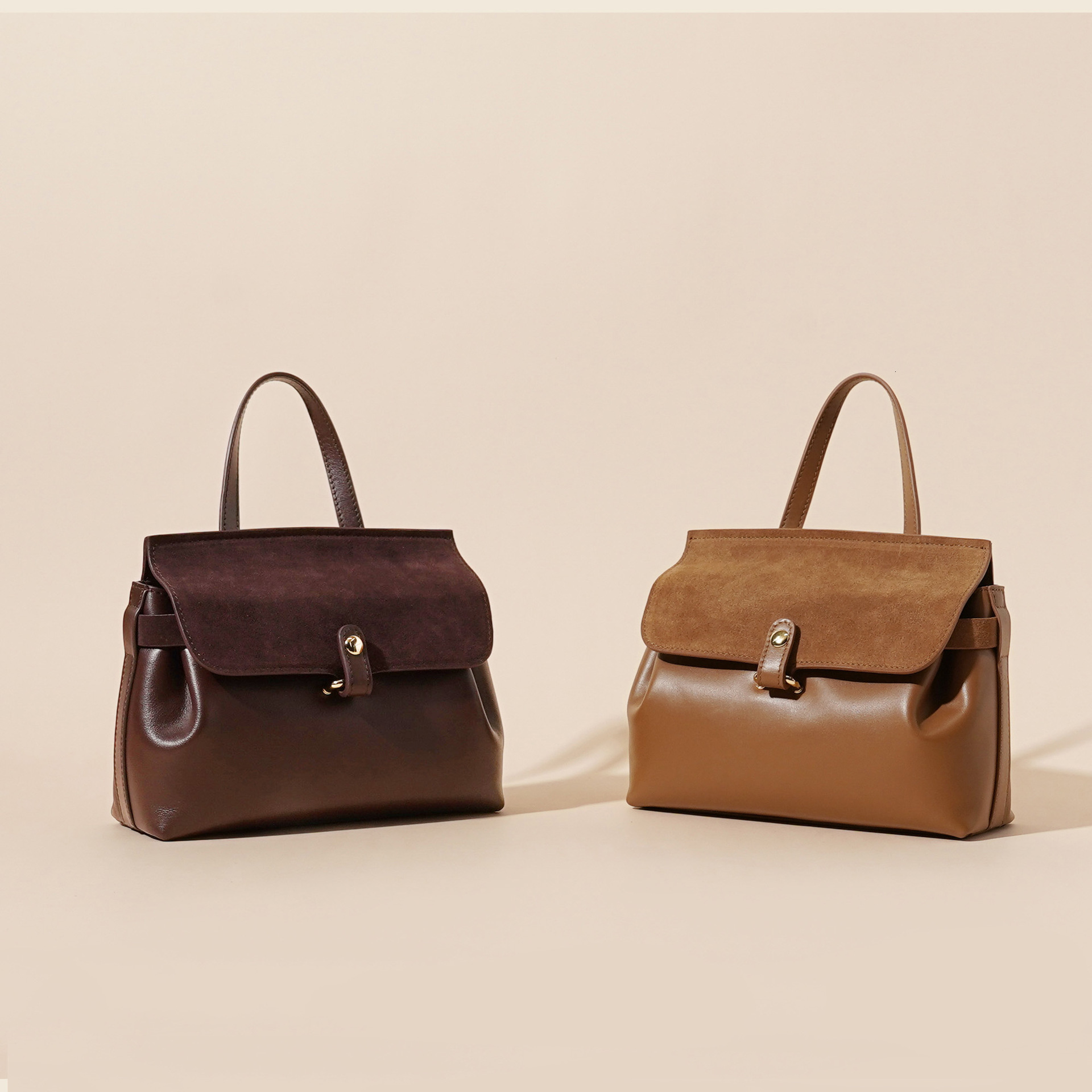 Autumn And Winter New 2025 Head Layer Cowhide Women's Hand Reverse Velvet Leather Simple Texture Commuter Lift Cross Shoulder Bag