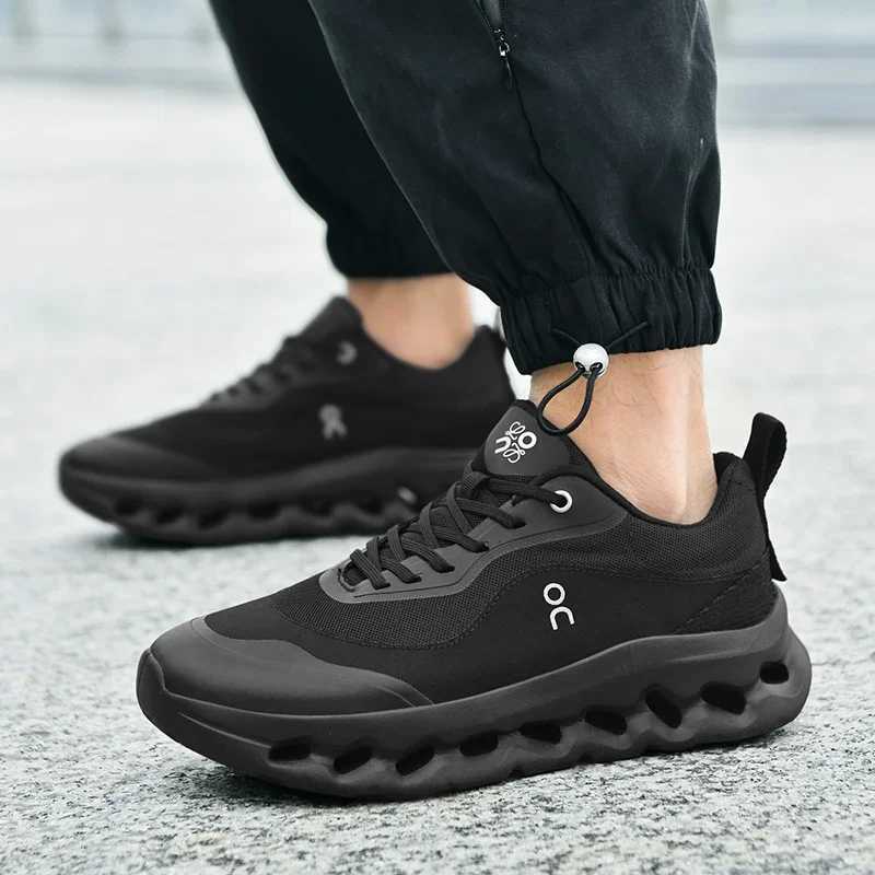 New Arrival 2025 Mens Shoes Sneakers Mens Tennis Luxury S Mens Casual Shoes Trainer Race Breathable Shoes Fashion Loafers Running Shoes T250311