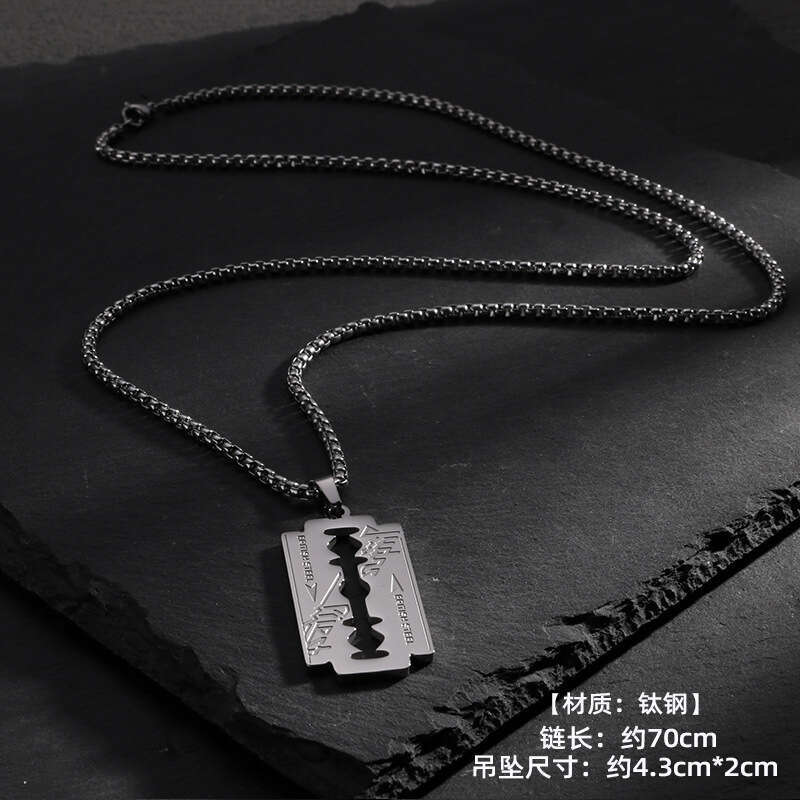 British rock band Judas Priest blade necklace, trendy men's razor pendant, hip-hop street dance accessories, women's