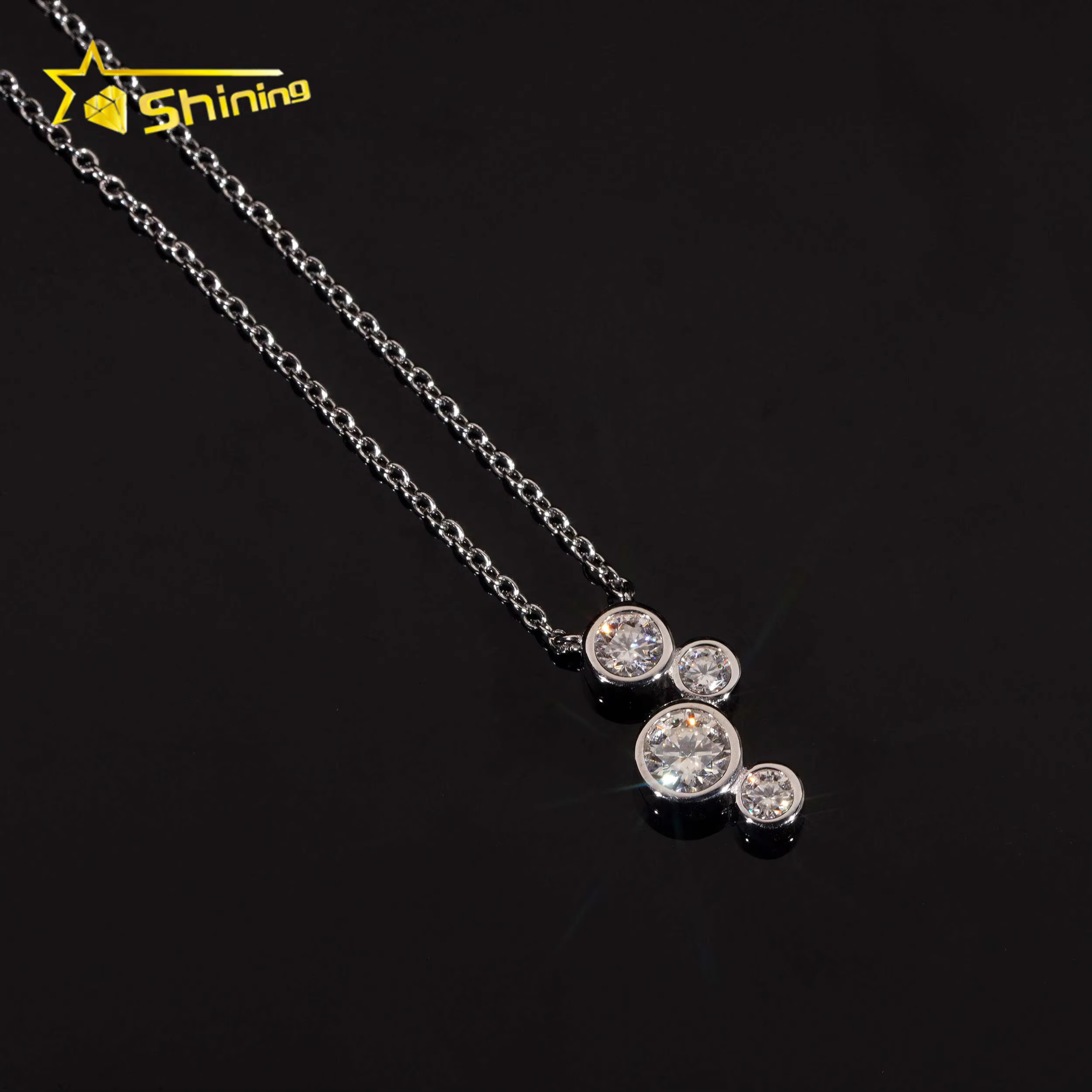 Fashion Jewelry 925 Silver Round Brilliant Cut Moissanite Diamond Pendant Custom Fancy Diamond Pendant Necklace for Women