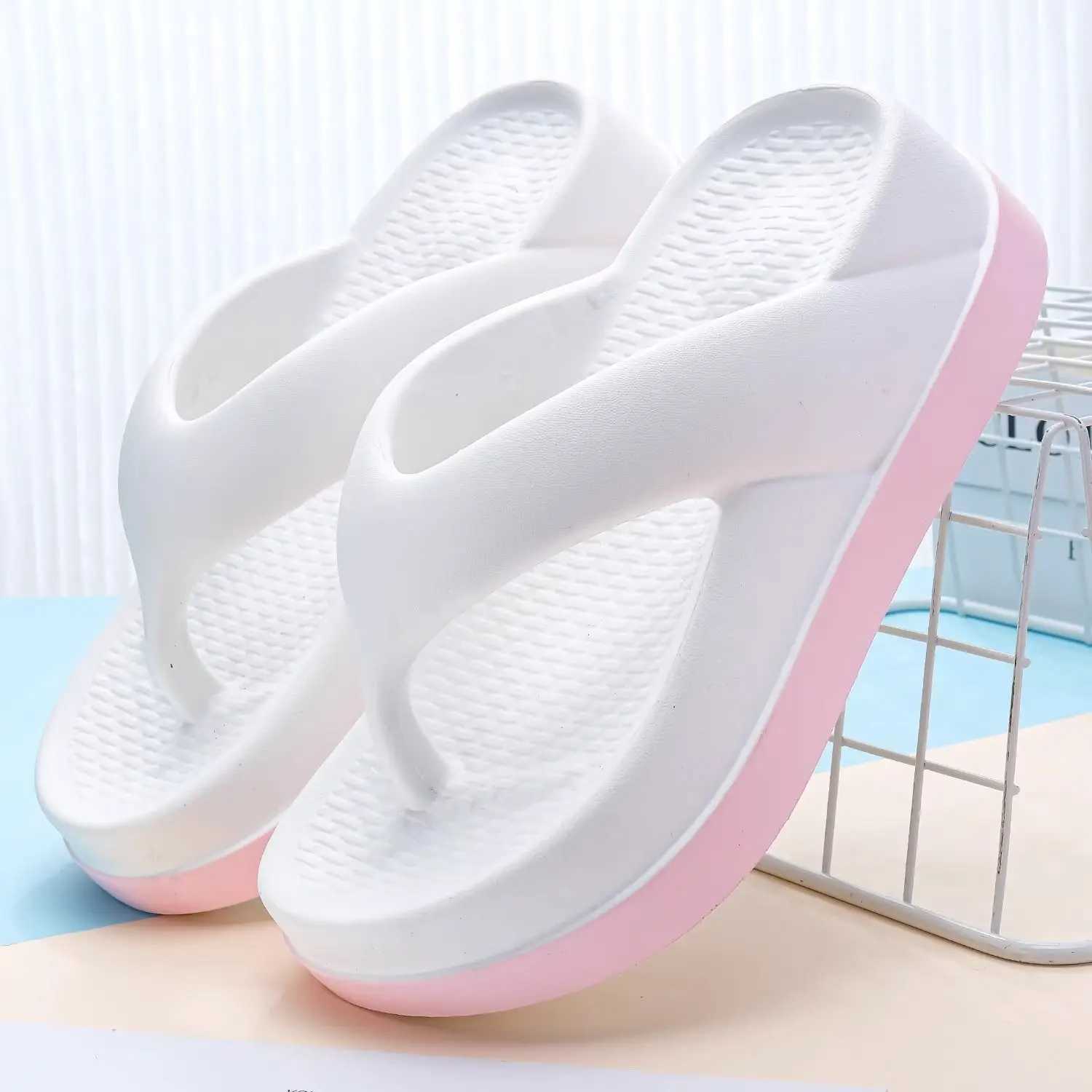 Drop Shipping Wedge Summer Flip Flops For Women 2024 Chunky Platfrom Clip Toe Sandals Shoes Woman Beach Casual Outdoor SlippersXJ250311