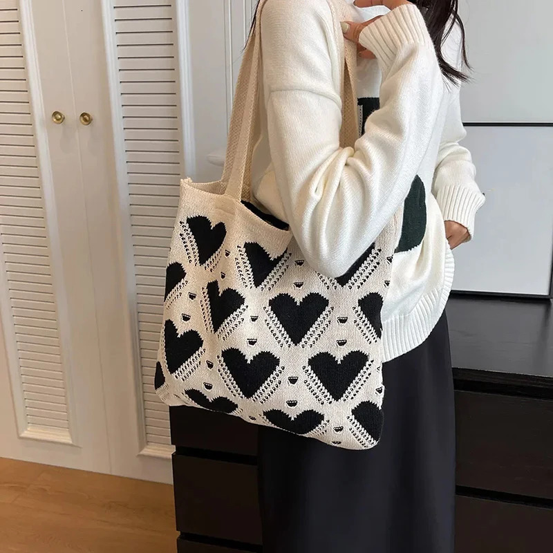 Weave Love Womens Bag Knitted Handbag Shoulder for Women Casual Large Capacity Commuting Crochet 250311