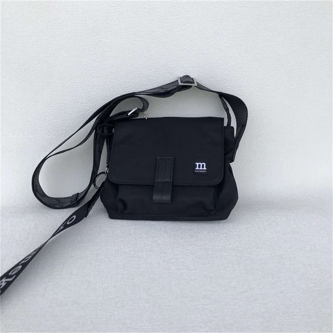 Marime1kko Unisex Black Waterproof Nylon Lightweight All-Match Shoulder Messenger Camera Bag