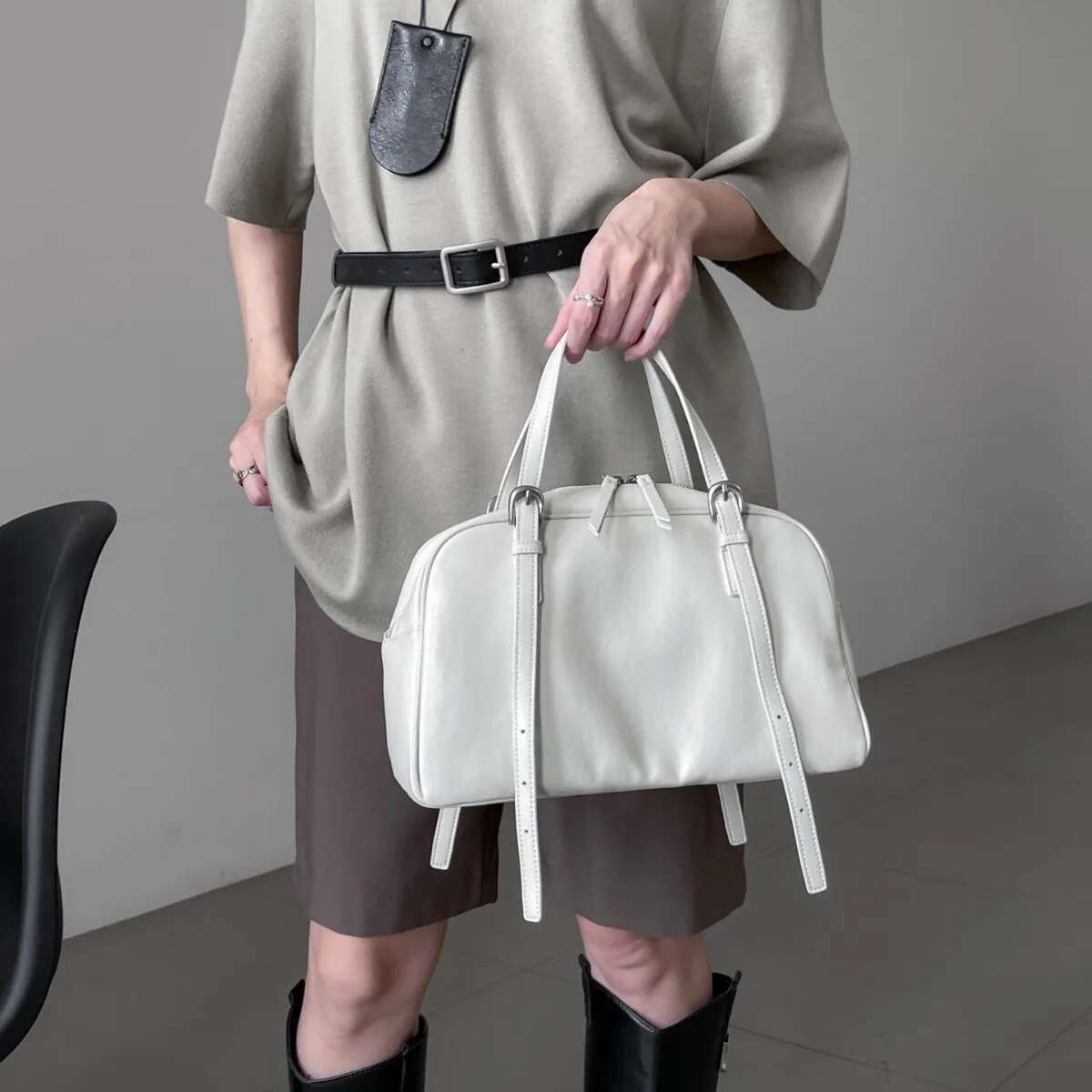 Fashionable Lazy Style Vegetable Tanned Leather High-End Bowg Tote Beige Adjustable Handle Women Boston Handbag