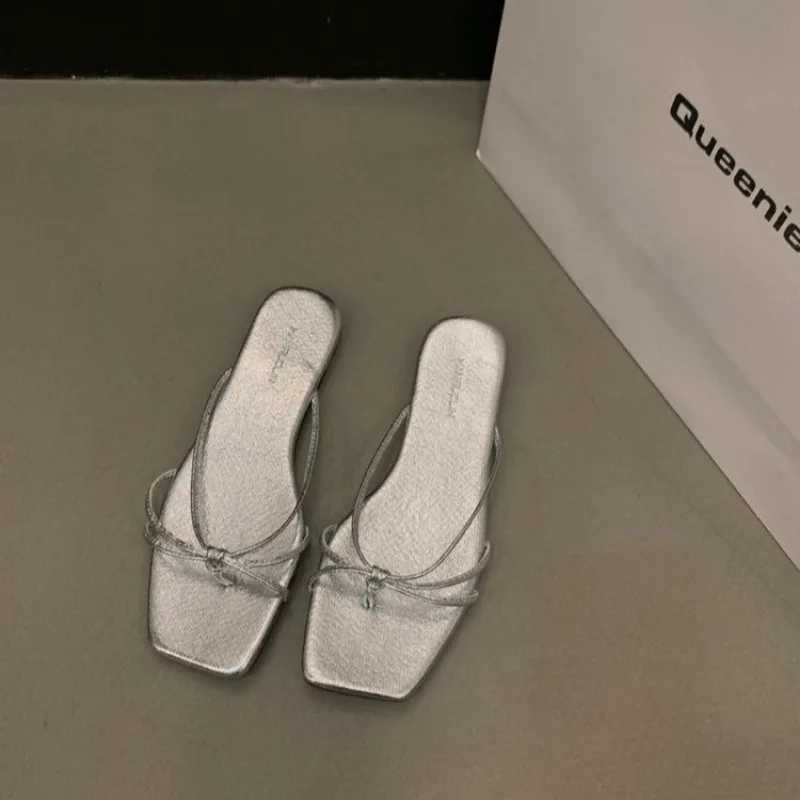 CNMR Womens Luxury Flip Flops Gold Sier High Heels White Sandals Women Mules Slippers Ladies Summer Shoes WomenXJ250311