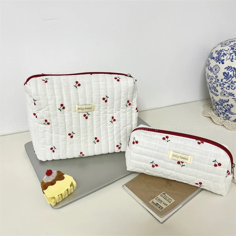 Large capacity womens makeup bag casual small storage with zipper travel clutch 250311