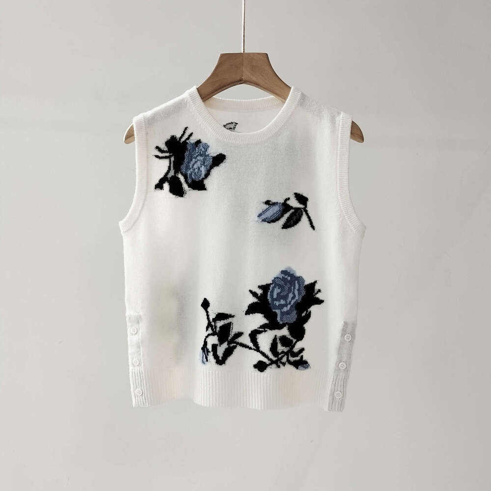 TB Autumn/Winter New Flower Jacquard Woolen High End Style Women's Temperament Round Neck Long Sleeve Knitted Cardigan Sweater