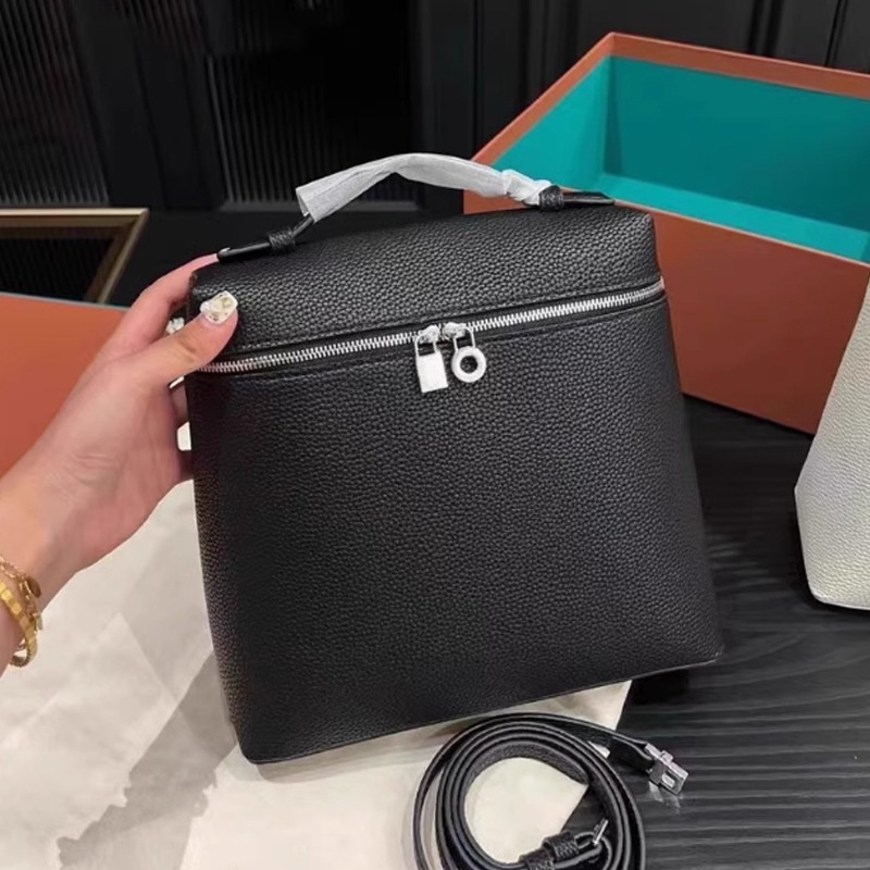 2025 Light Luxury and Genuine Leather Handheld Lunch Box Bag with Premium Quality Women's Popular and Vintage Square Bag with Large Capacity