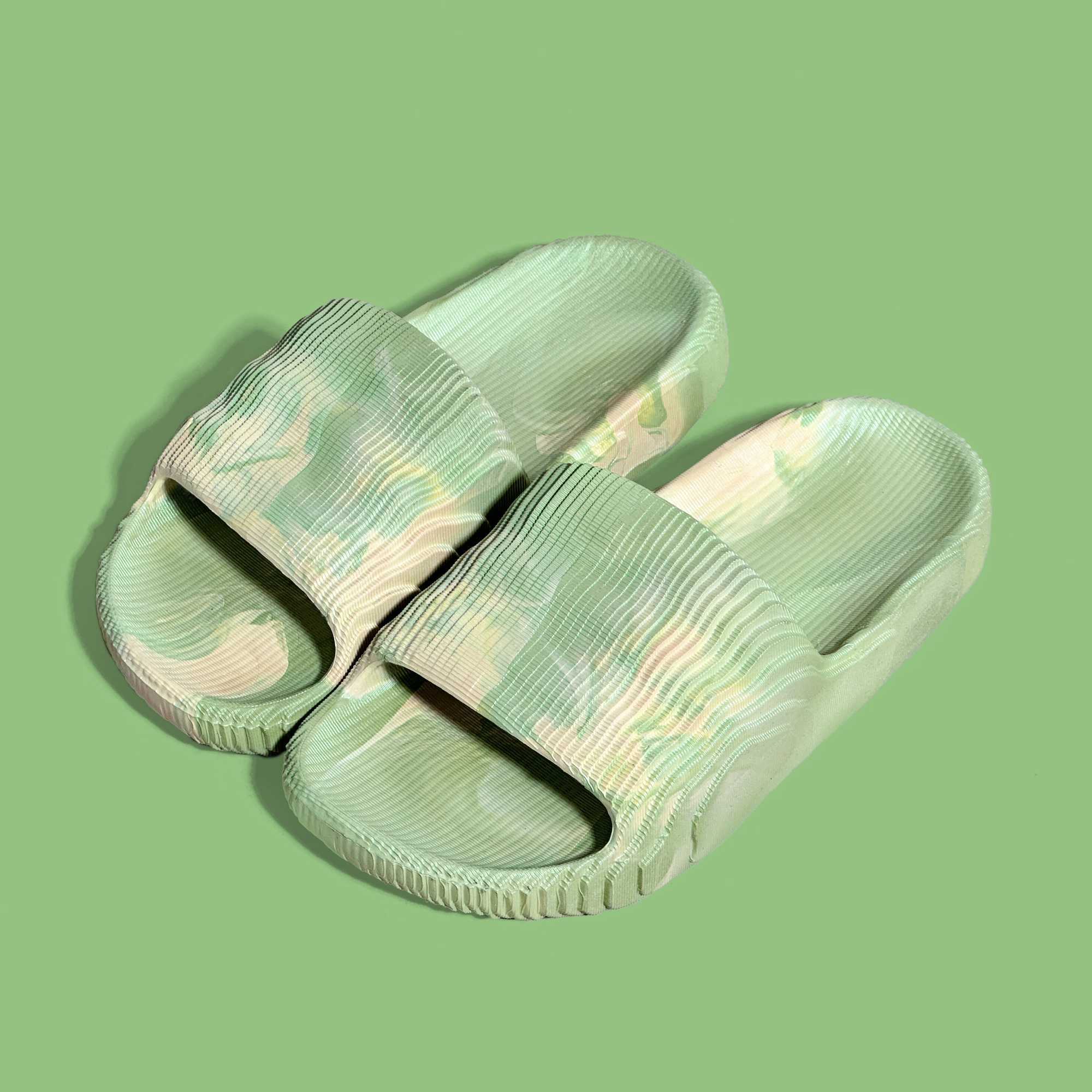 Boy Girls fun Pixels Shoes Parent-child Slippers Indoor Bathroom Anti-Slip Soft Sole Home Sildes PVC Fashion Trend SandalsT250311