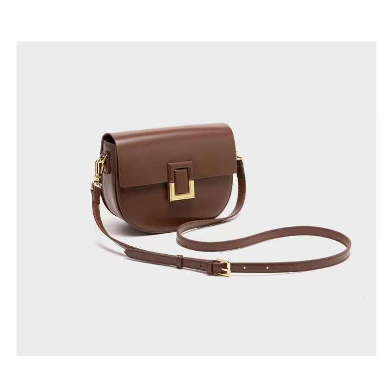 Elegant Women's Saddle-Style Messenger Bag Chic Shoulder Carryall for Everyday Use