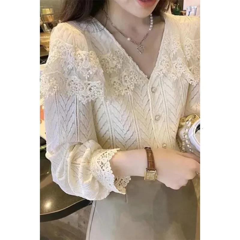 Elegant Vintage n Sensible Lace Shirt Womens Early Autumn Sweet AgeReducing Stylish Alternative Top 250311