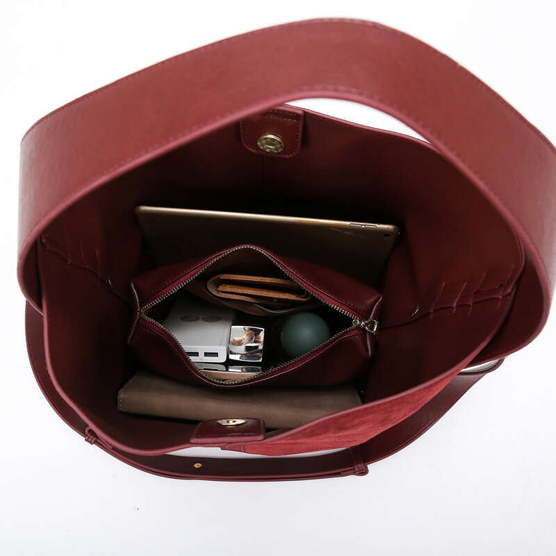 Women's Bags Hanging ear bucket autumn and winter fashionable frosted shoulder large capacity high-end handbag commuting bag for women