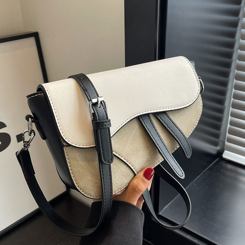This Year's Popular French Style Niche, Simple, High-End, Fashionable Saddle For Women, Versatile, Contrasting, Stylish Commuting Crossbody Bag