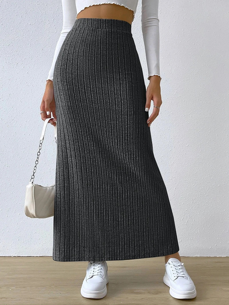 Midi Skirt Simple and sweet solid color with side seams transitions 250311