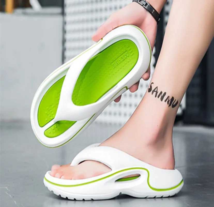 2024 Summer Slippers Men Flip Flops Thick Soled EVA Soft Slides For Men N-Slip Fi Sandals Outdoor Beach Summer ShoesXJ250311