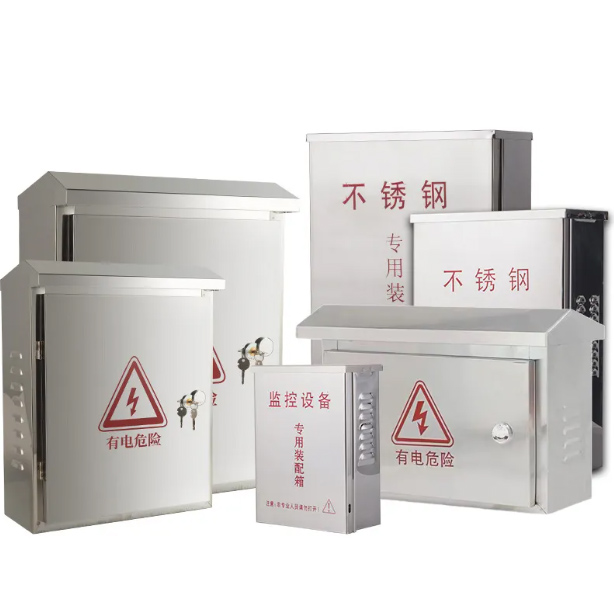 Heavy-Duty Stainless Steel Distribution Box Ideal for Harsh Industrial Environments
