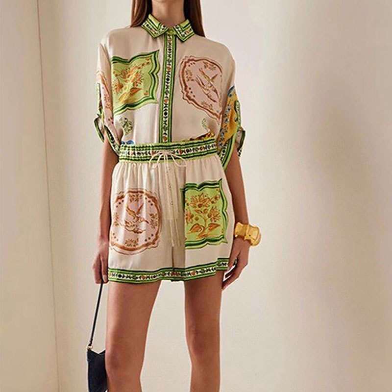 2025 Fashion Printed Button Shirt Elastic Waist Pocket Shorts Women's Two Piece Set KLMY